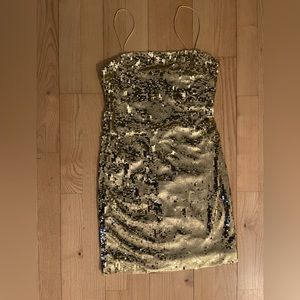 Alice + Olivia Gold Sequin Dress ✨